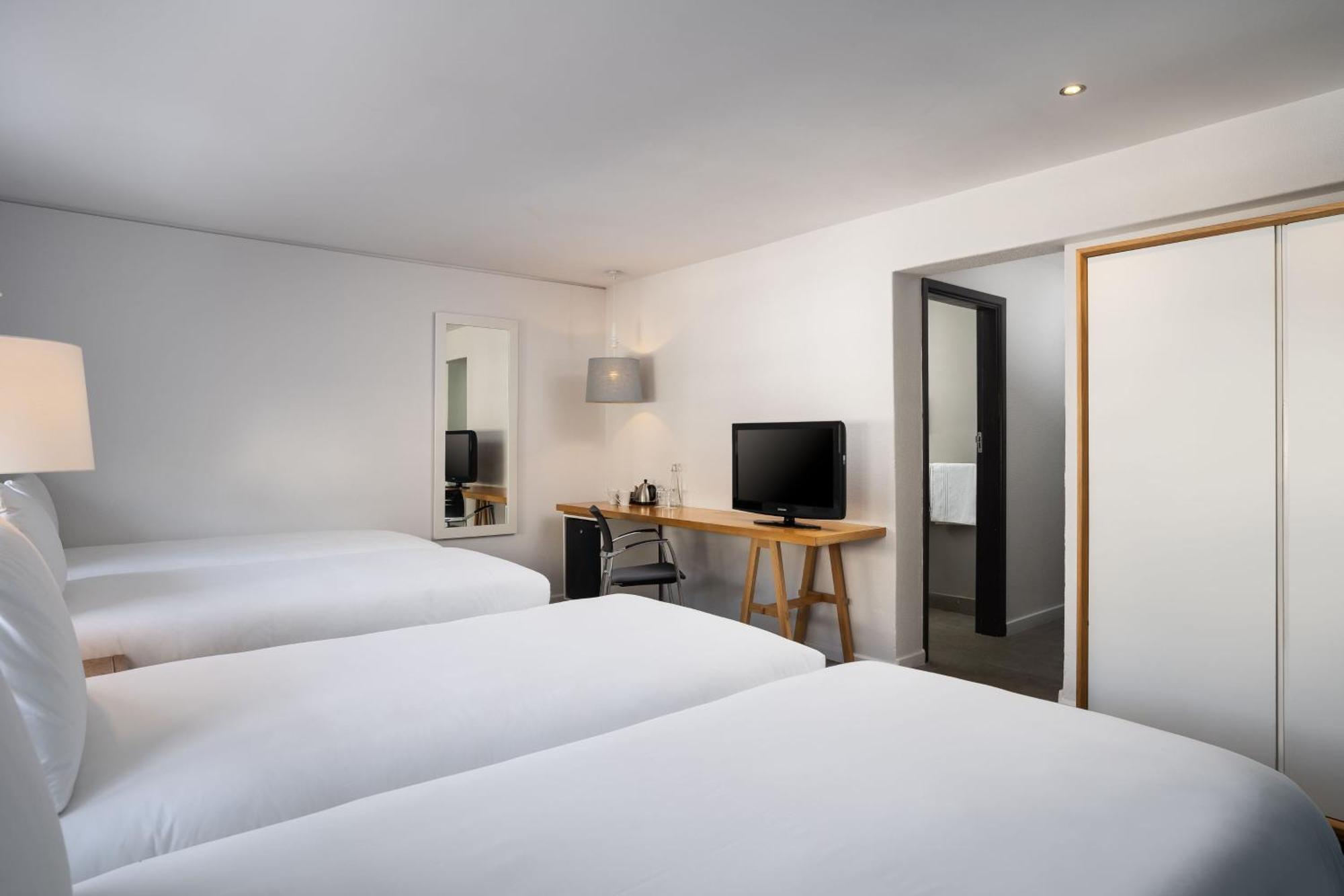 Protea Hotel By Marriott Cape Town Sea Point Exterior photo