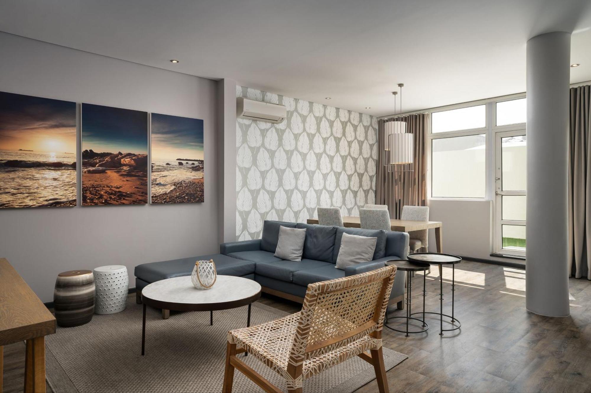 Protea Hotel By Marriott Cape Town Sea Point Exterior photo
