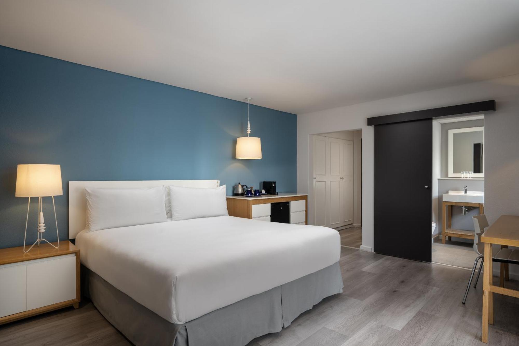 Protea Hotel By Marriott Cape Town Sea Point Exterior photo