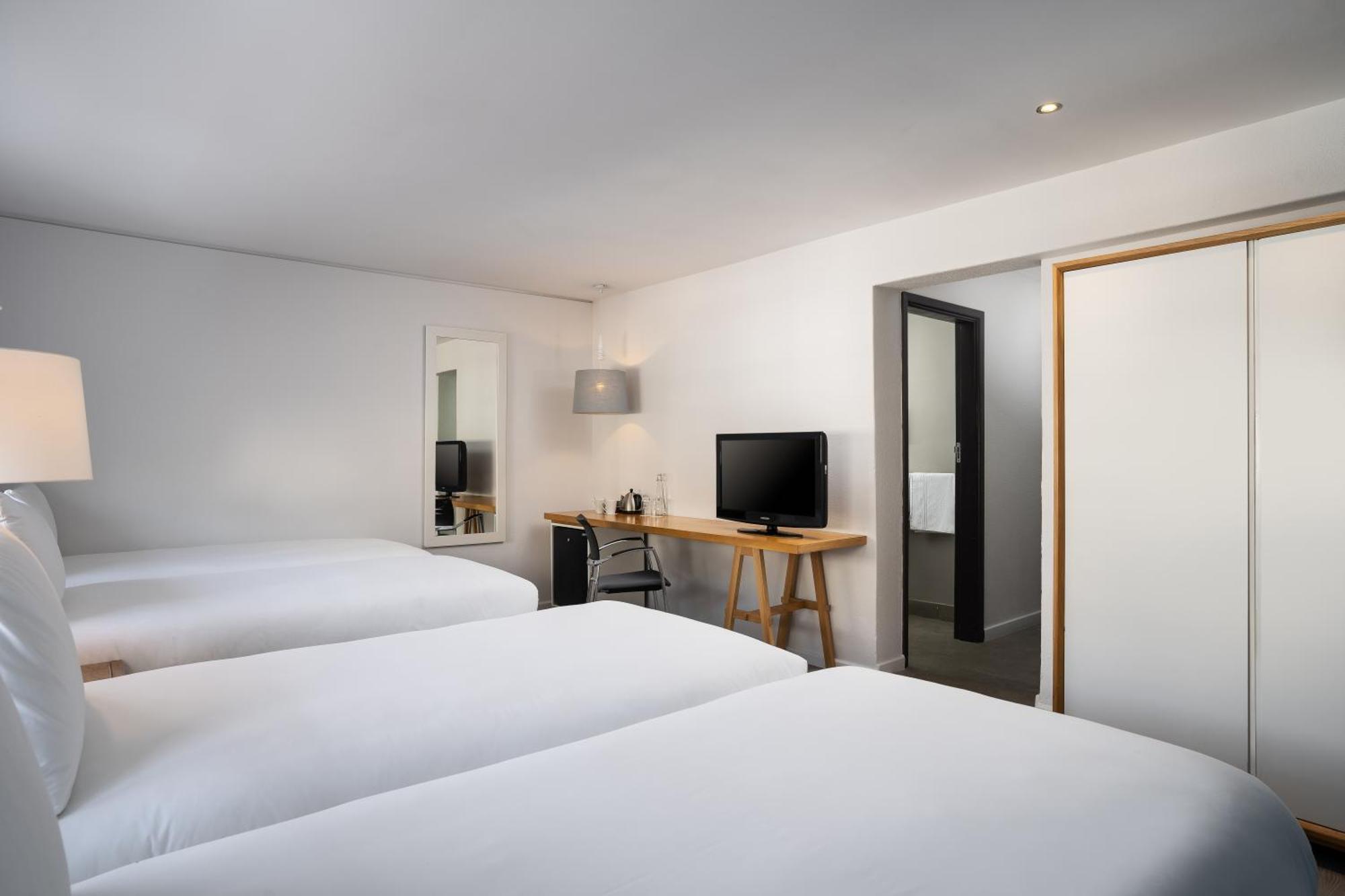 Protea Hotel By Marriott Cape Town Sea Point Exterior photo