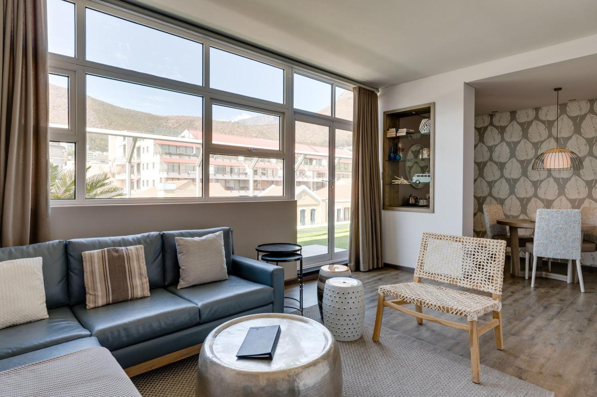 Protea Hotel By Marriott Cape Town Sea Point Exterior photo
