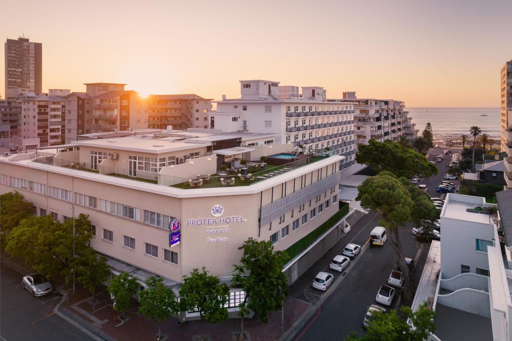 Protea Hotel By Marriott Cape Town Sea Point Exterior photo