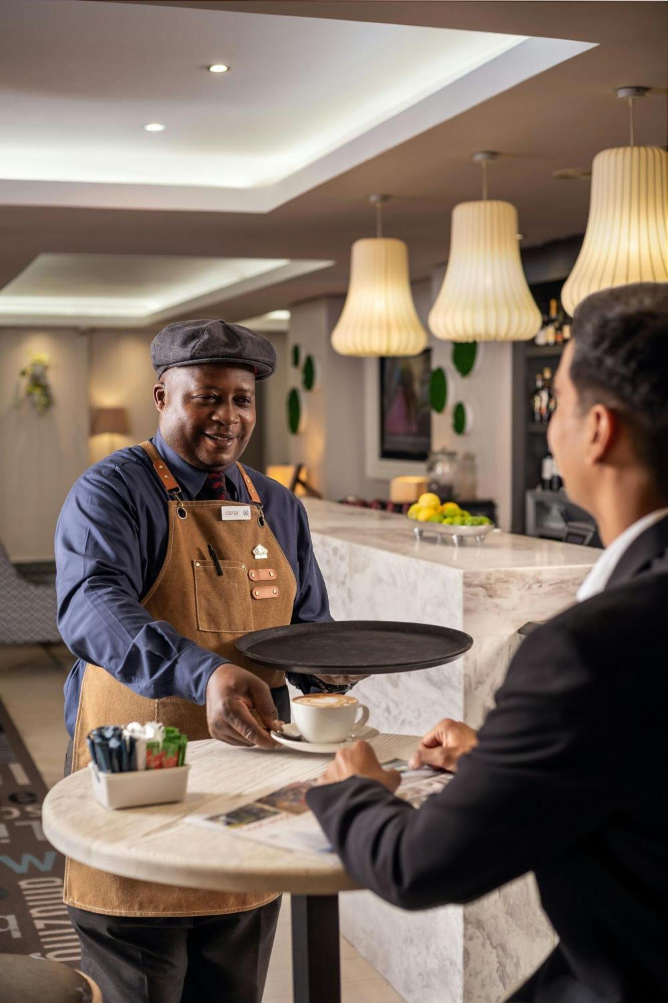 Protea Hotel By Marriott Cape Town Sea Point Exterior photo